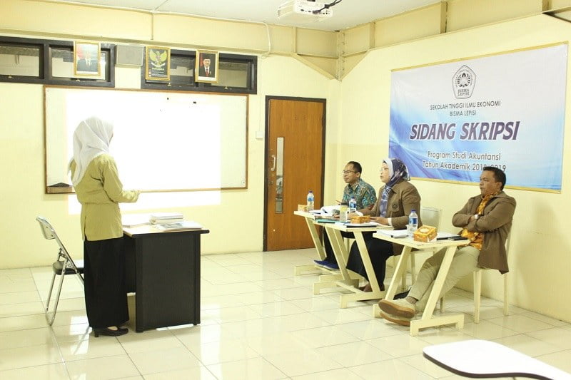 Pertanyaan Sidang Skripsi dan Bagaimana Menghadapinya